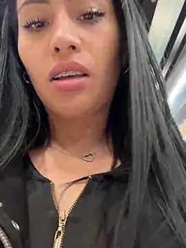 Sara luna  online show from March 2025 11:02:01 PM