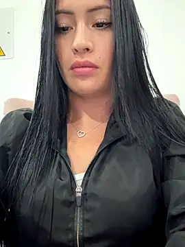 Sara luna  online show from October 2025 12:35:01 AM