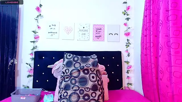 CiaraEbony online show from December 2024 08:37:02 AM