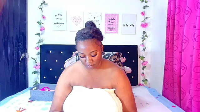 CiaraEbony online show from January 2025 01:41:01 AM
