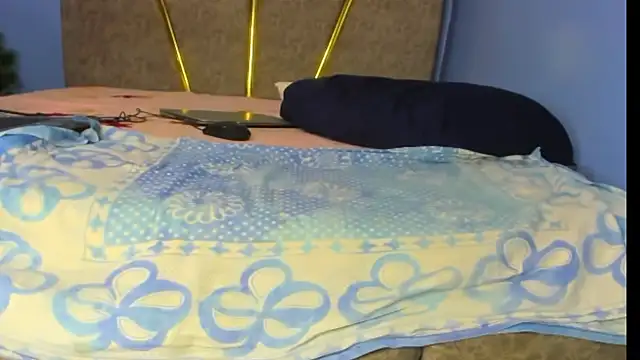 Pretty Shall online show from October 2025 03:51:02 AM