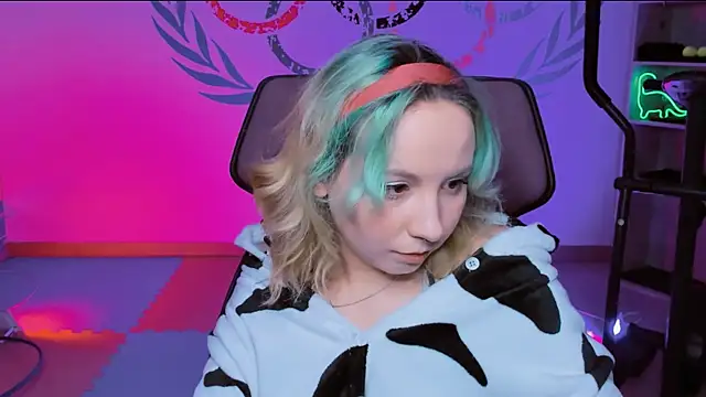 JasmineMilko online show from January 2025 08:06:01 AM