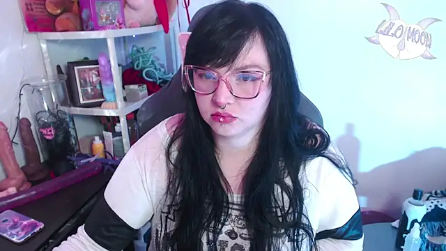 LiloMoon69 online show from December 2024 03:04:02 AM