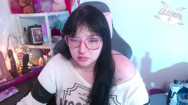 LiloMoon69 online show from December 2024 06:11:02 AM