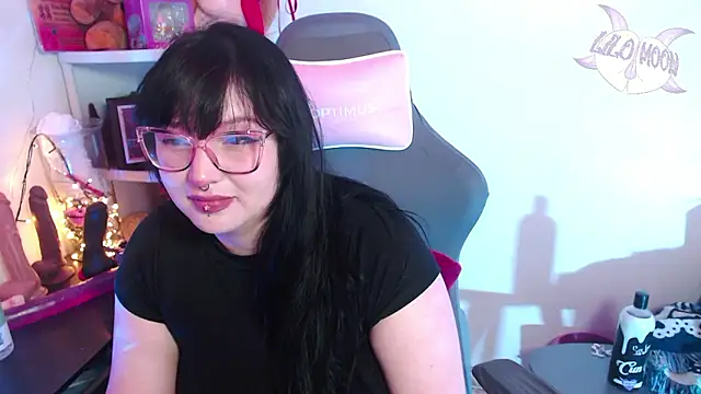 LiloMoon69 online show from December 2024 06:15:02 AM