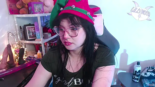 LiloMoon69 online show from December 2024 03:53:02 AM