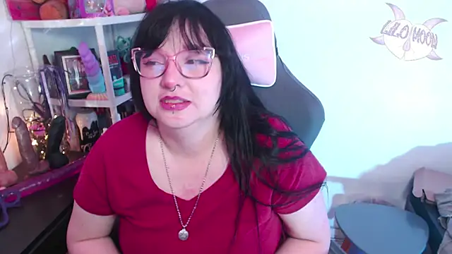 LiloMoon69 online show from December 2024 04:34:02 AM