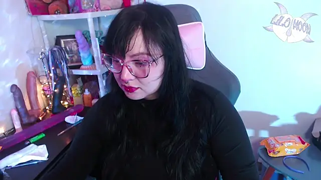 LiloMoon69 online show from December 2024 02:42:02 AM