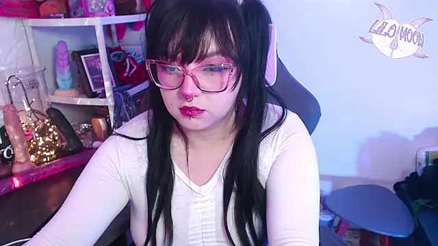 LiloMoon69 online show from December 2024 02:19:01 AM