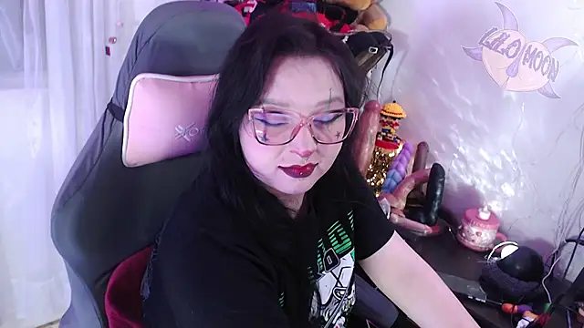 Snapshot of LiloMoon69 chatting on October 2025 01:51:02 PM LiloMoon69 online show from October 2025 01:51:02 PM