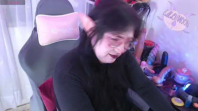 Snapshot of LiloMoon69 chatting on October 2025 12:58:01 PM LiloMoon69 online show from October 2025 12:58:01 PM