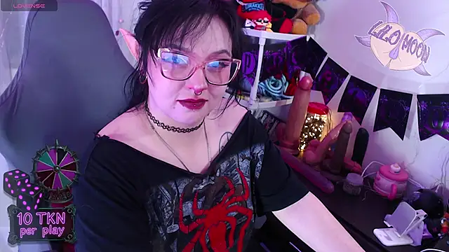 Snapshot of LiloMoon69 chatting on November 2025 03:35:01 PM LiloMoon69 online show from November 2025 03:35:01 PM