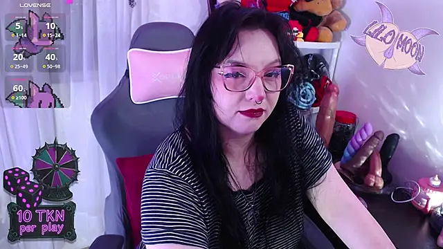 Snapshot of LiloMoon69 chatting on November 2025 01:22:02 PM LiloMoon69 online show from November 2025 01:22:02 PM