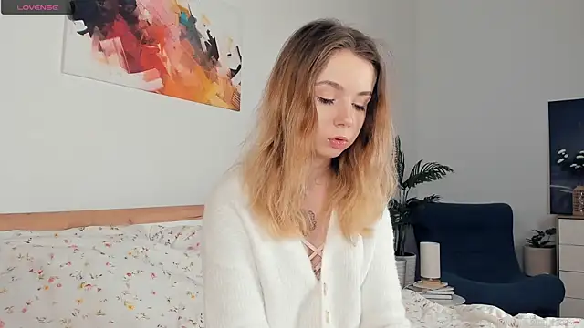 DominikaElis online show from January 2025 07:04:01 PM