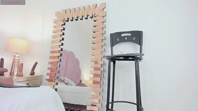 Snapshot of Daddysgirl1_ chatting on October 2025 09:11:01 PM Daddysgirl1 online show from October 2025 09:11:01 PM