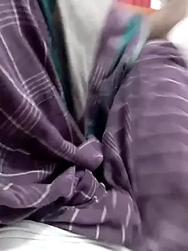 Snapshot of ovii3e chatting on November 2025 04:58:02 PM ovii3e online show from November 2025 04:58:02 PM