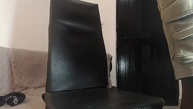 hotbuch11 online show from December 2024 01:29:01 AM