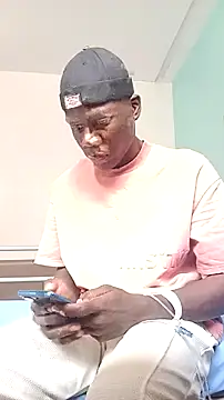 hotbuch11 online show from November 2025 06:51:01 PM