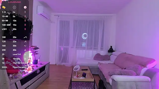 Snapshot of GabrielaLove_ chatting on February 2025 09:18:02 PM GabrielaLove online show from February 2025 09:18:02 PM