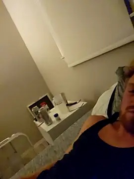 Snapshot of jayzonblow chatting on September 2025 02:11:01 AM jayzonblow online show from September 2025 02:11:01 AM