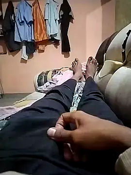 broo245 online show from January 2025 03:40:01 PM