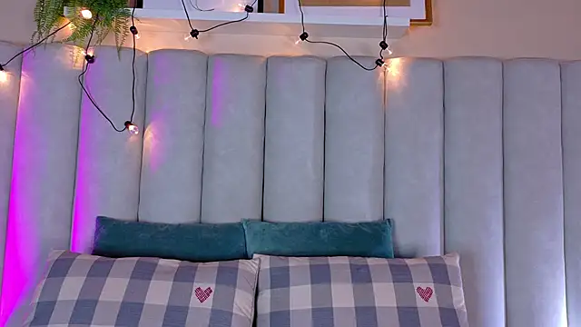 EngelStone online show from October 2025 07:48:02 PM