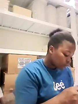 Snapshot of Yours_faithfully1 chatting on November 2025 12:19:02 PM Yours faithfully1 online show from November 2025 12:19:02 PM