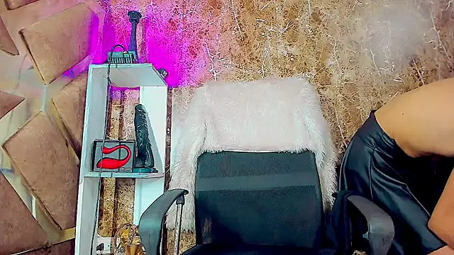 dirtycock2002 online show from October 2025 07:06:02 AM