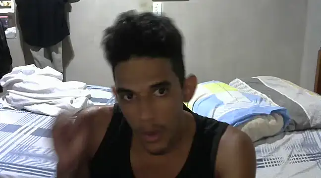 RenziTatte online show from February 2025 09:33:02 PM