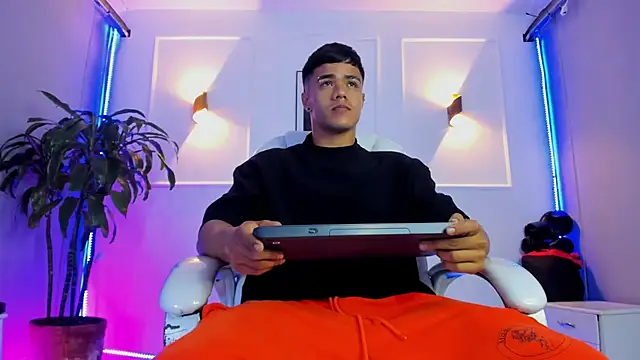 Rob saenz  online show from November 2025 03:34:02 PM