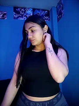 Snapshot of Nahiara_velez chatting on October 2025 03:18:01 AM Nahiara velez online show from October 2025 03:18:01 AM