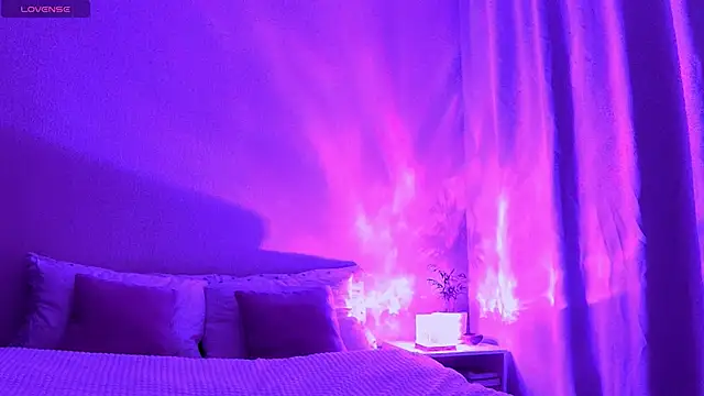 Snapshot of StacyWorry chatting on March 2025 04:27:02 AM StacyWorry online show from March 2025 04:27:02 AM