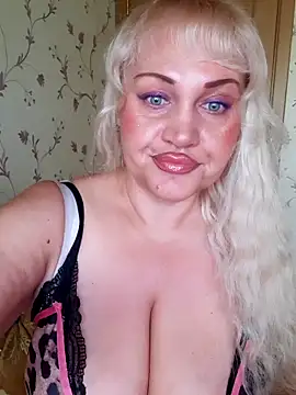 Snapshot of IsabellaBoni chatting on October 2025 06:19:01 AM IsabellaBoni online show from October 2025 06:19:01 AM