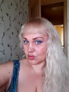 Snapshot of IsabellaBoni chatting on November 2025 06:56:02 AM IsabellaBoni online show from November 2025 06:56:02 AM