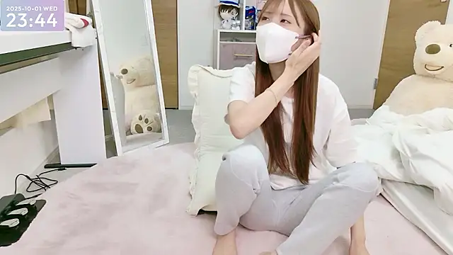 Snapshot of -SHINON- chatting on October 2025 02:45:02 PM -SHINON- online show from October 2025 02:45:02 PM