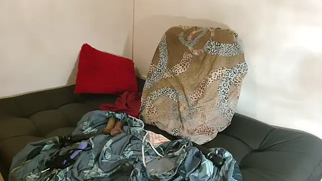 Snapshot of Cataleyaloca chatting on February 2025 10:50:01 PM Cataleyaloca online show from February 2025 10:50:01 PM