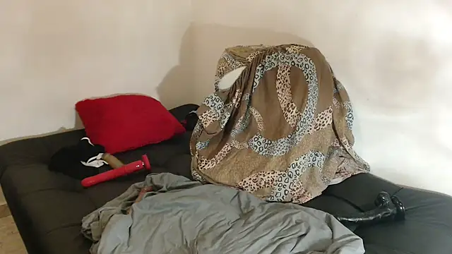 Snapshot of Cataleyaloca chatting on March 2025 11:32:02 PM Cataleyaloca online show from March 2025 11:32:02 PM