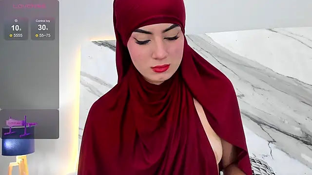 Snapshot of fatimarab chatting on December 2024 10:52:02 PM fatimarab online show from December 2024 10:52:02 PM