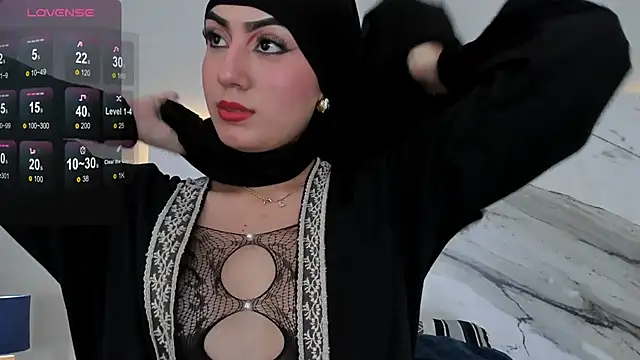 Snapshot of fatimarab chatting on December 2024 01:58:02 AM fatimarab online show from December 2024 01:58:02 AM