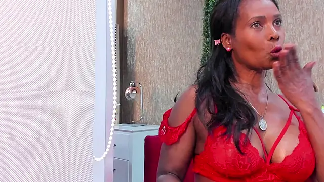 Snapshot of amara_bss_ chatting on October 2025 11:25:01 AM amara bss online show from October 2025 11:25:01 AM