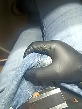 Snapshot of franko1987 chatting on December 2024 02:57:01 AM franko1987 online show from December 2024 02:57:01 AM