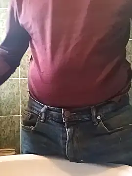 Snapshot of franko1987 chatting on December 2024 08:44:01 AM franko1987 online show from December 2024 08:44:01 AM