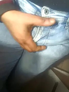 Snapshot of franko1987 chatting on December 2024 05:16:02 AM franko1987 online show from December 2024 05:16:02 AM