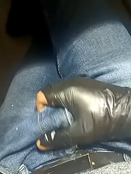 Snapshot of franko1987 chatting on January 2025 12:27:02 PM franko1987 online show from January 2025 12:27:02 PM