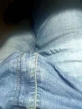 Snapshot of franko1987 chatting on January 2025 05:44:02 AM franko1987 online show from January 2025 05:44:02 AM