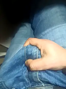 Snapshot of franko1987 chatting on January 2025 12:58:01 PM franko1987 online show from January 2025 12:58:01 PM