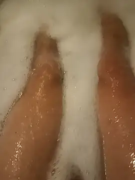 Snapshot of franko1987 chatting on January 2025 04:25:01 PM franko1987 online show from January 2025 04:25:01 PM