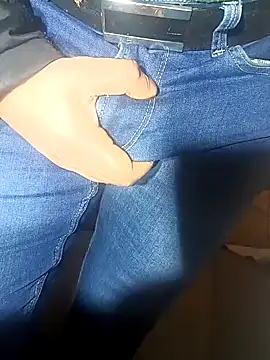 Snapshot of franko1987 chatting on January 2025 06:38:02 AM franko1987 online show from January 2025 06:38:02 AM