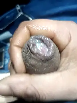 Snapshot of franko1987 chatting on January 2025 05:51:02 AM franko1987 online show from January 2025 05:51:02 AM