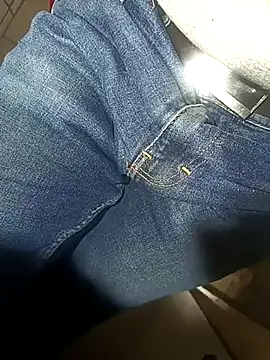 Snapshot of franko1987 chatting on February 2025 11:58:01 AM franko1987 online show from February 2025 11:58:01 AM